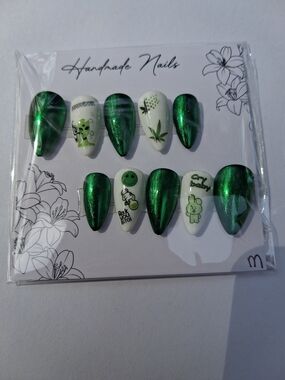 Handmade Green Chrome & White Graphic Press-On Nails